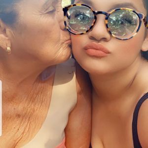 Meet your Posher, Zully